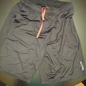 Men's Medium Reebok Athletic Shorts